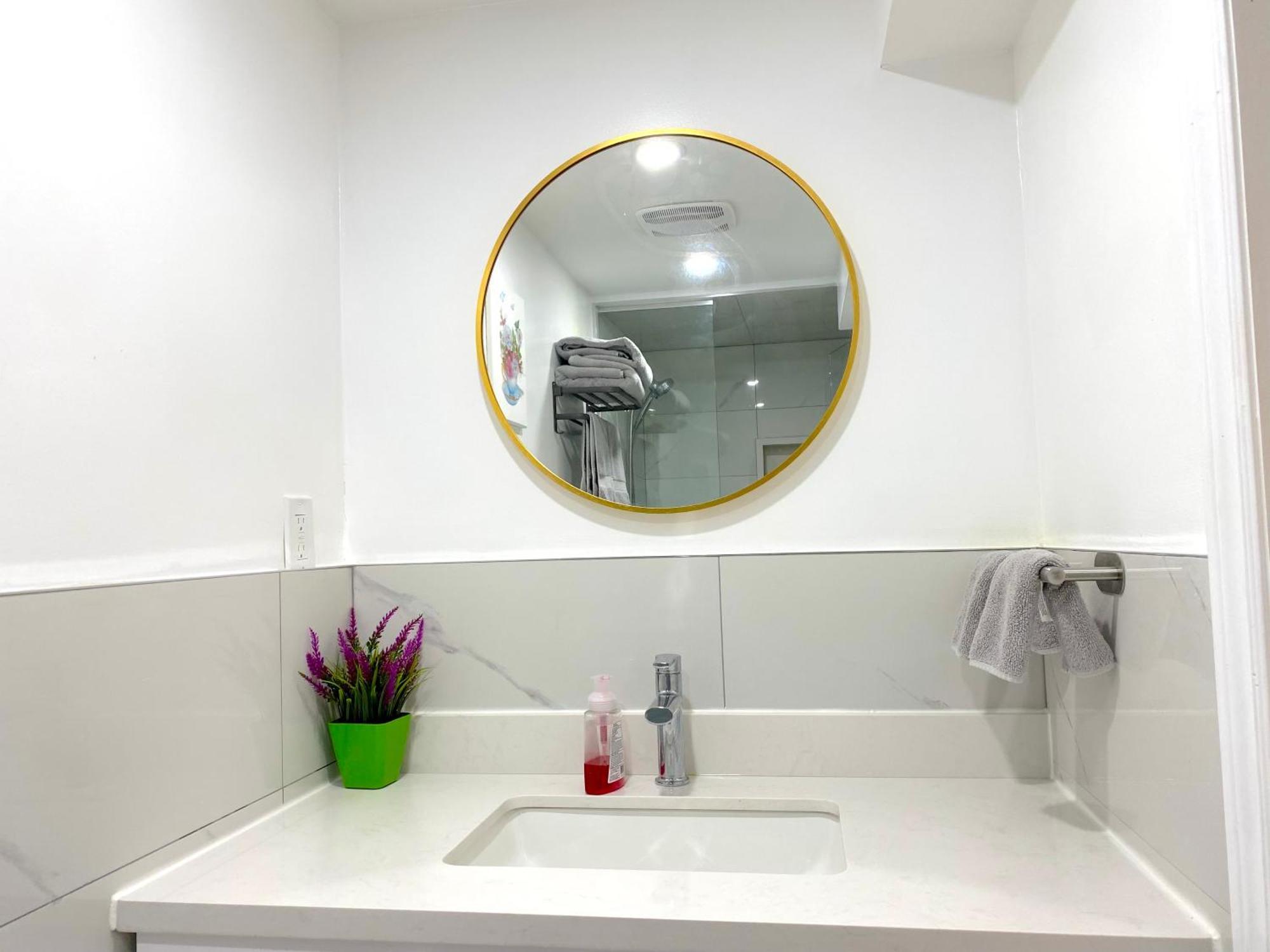 Tononhouse Apartment Toronto Luaran gambar